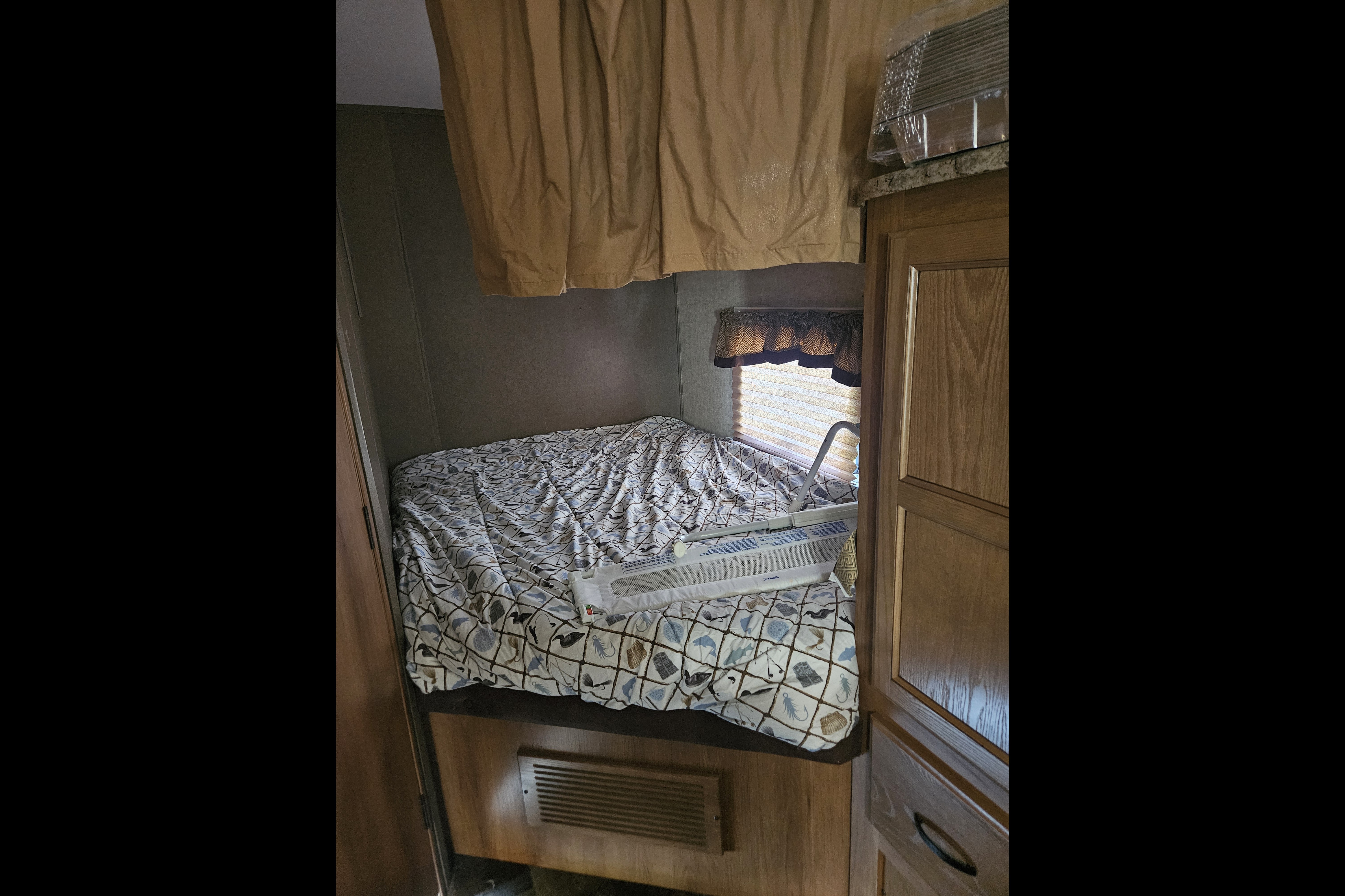 Michael 's Coachman Keystone outback terrain 299tbh Travel Trailer