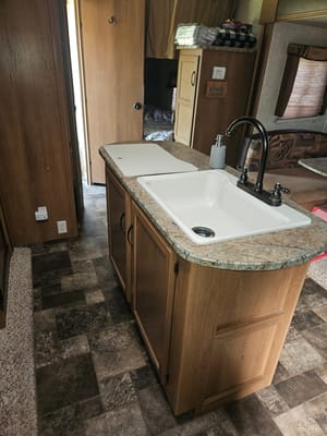 Michael 's Coachman Keystone outback terrain 299tbh Travel Trailer