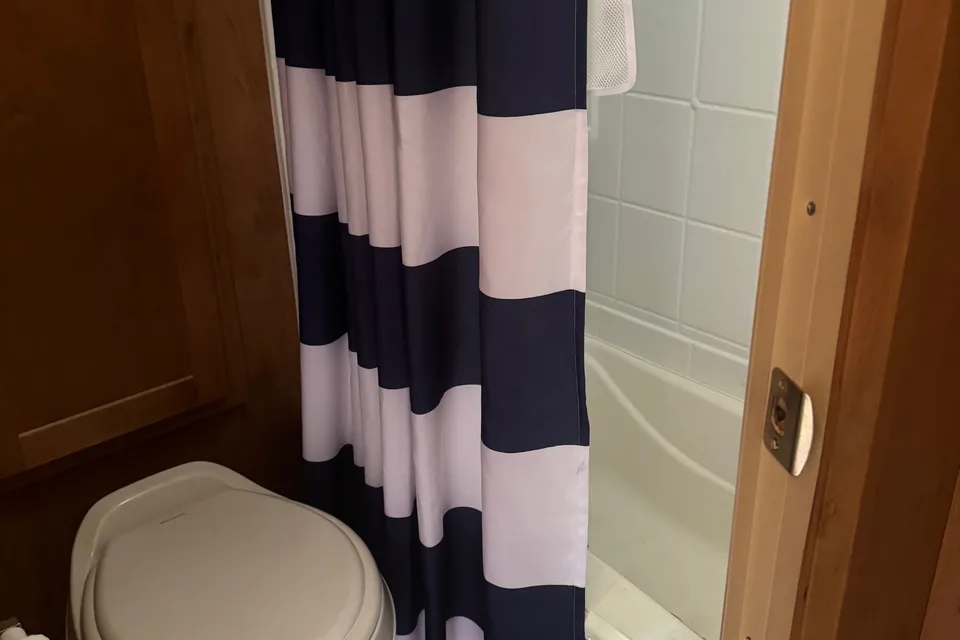 Carrie's Riverside RV Retro Travel Trailer