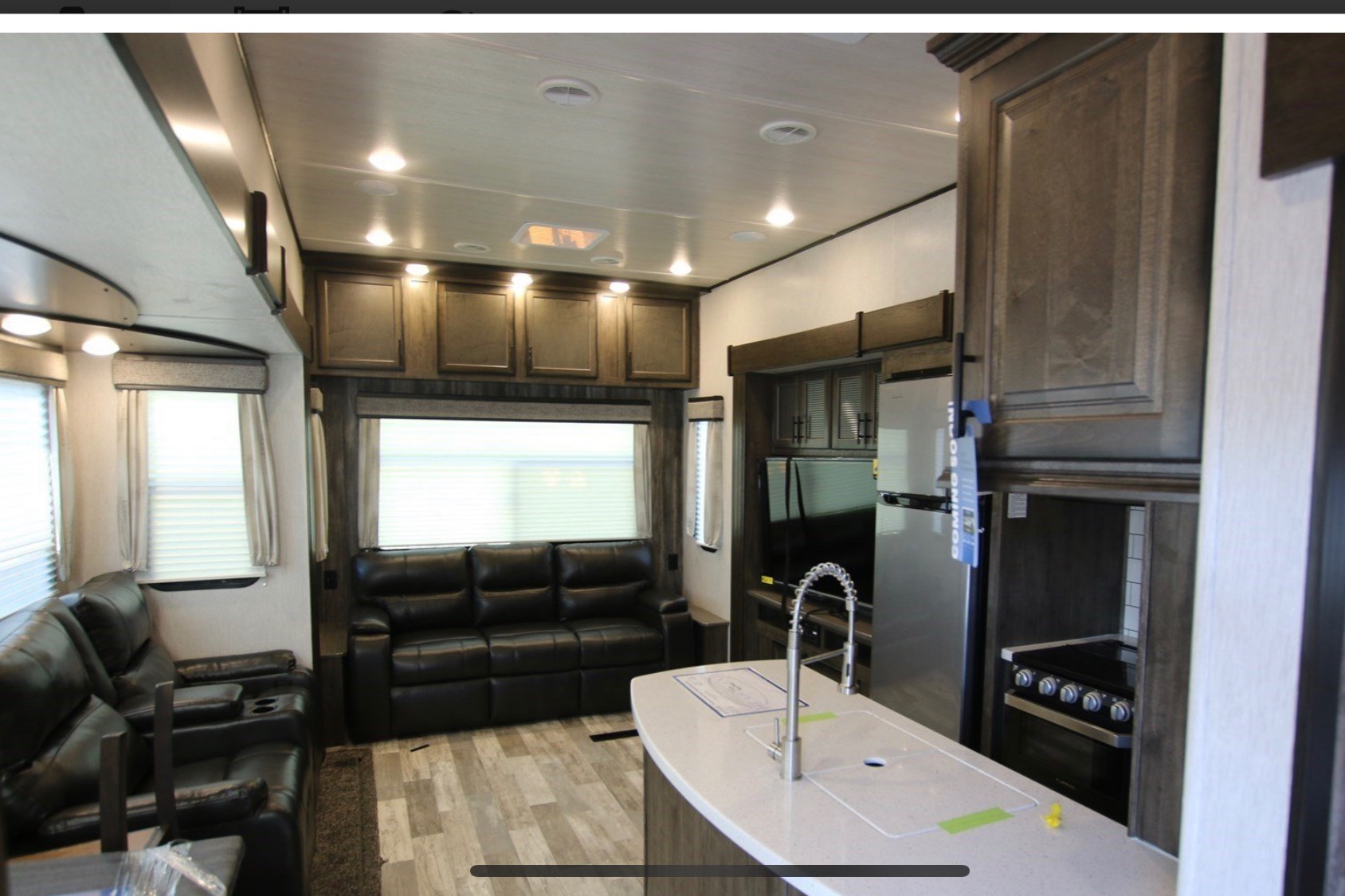 Milestone Fifth Wheel