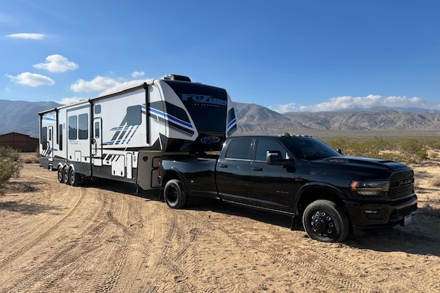 Bill's Keystone Fuzion 419 Toy Hauler