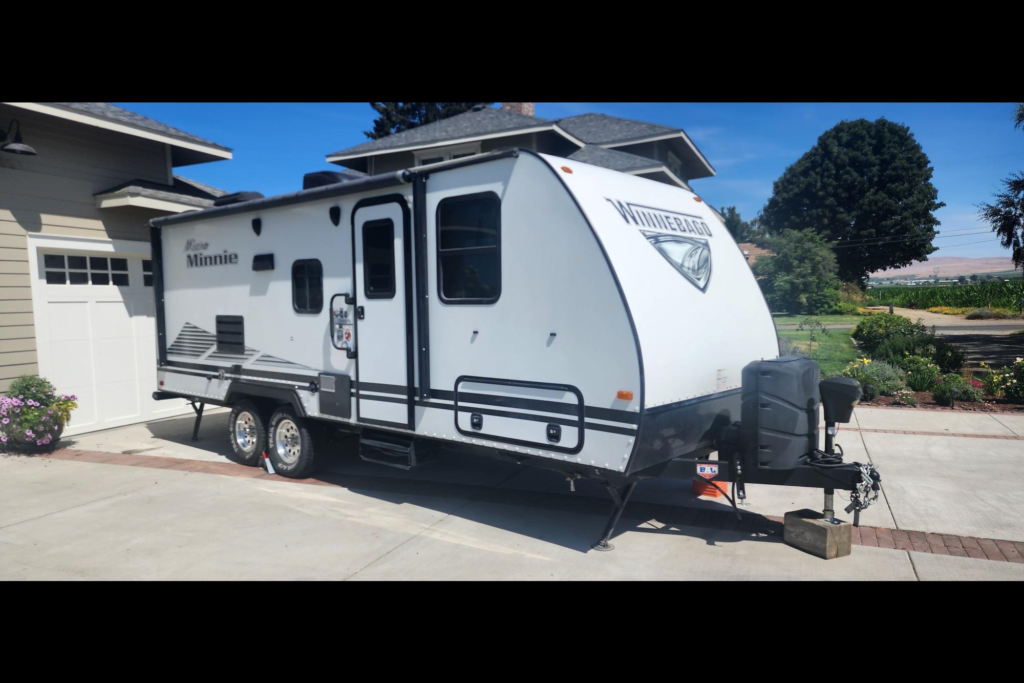 Winnebago Bunk House 2306BHS Travel Trailer