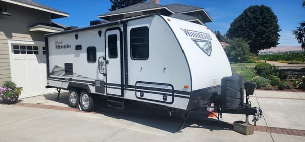 Winnebago Bunk House 2306BHS Travel Trailer