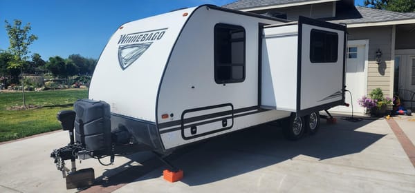 Winnebago Bunk House 2306BHS Travel Trailer