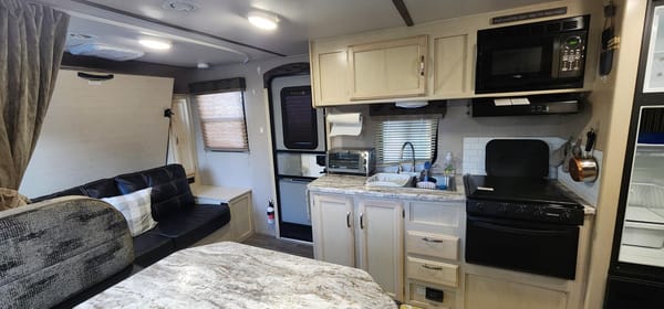 Winnebago Bunk House 2306BHS Travel Trailer