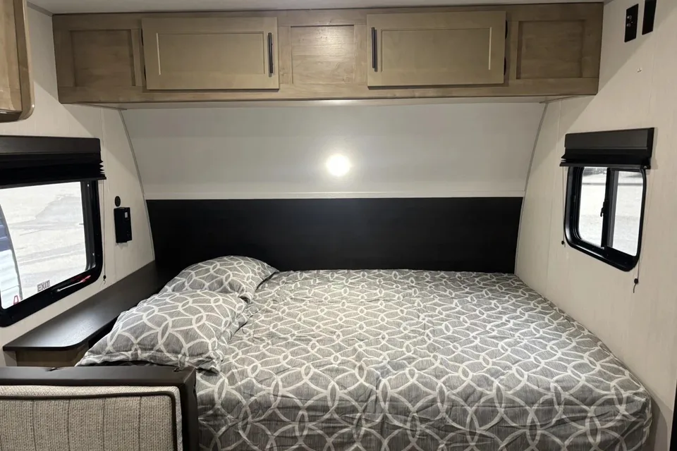 P&S Forest River wolf pup Travel Trailer