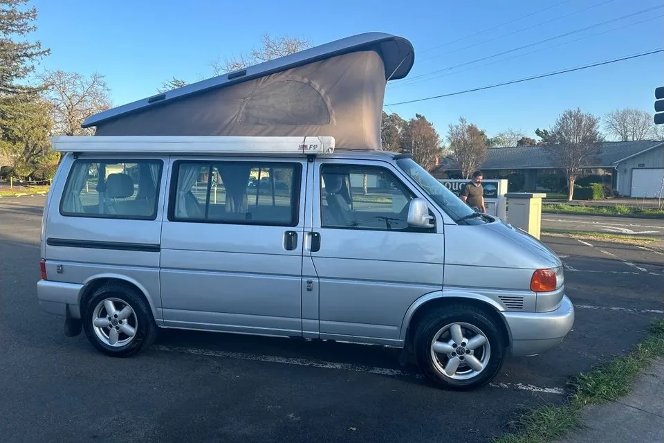 Nick's Volkswagen Eurovan Campervan