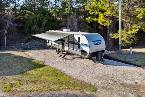 Cozy Camper on the Canal