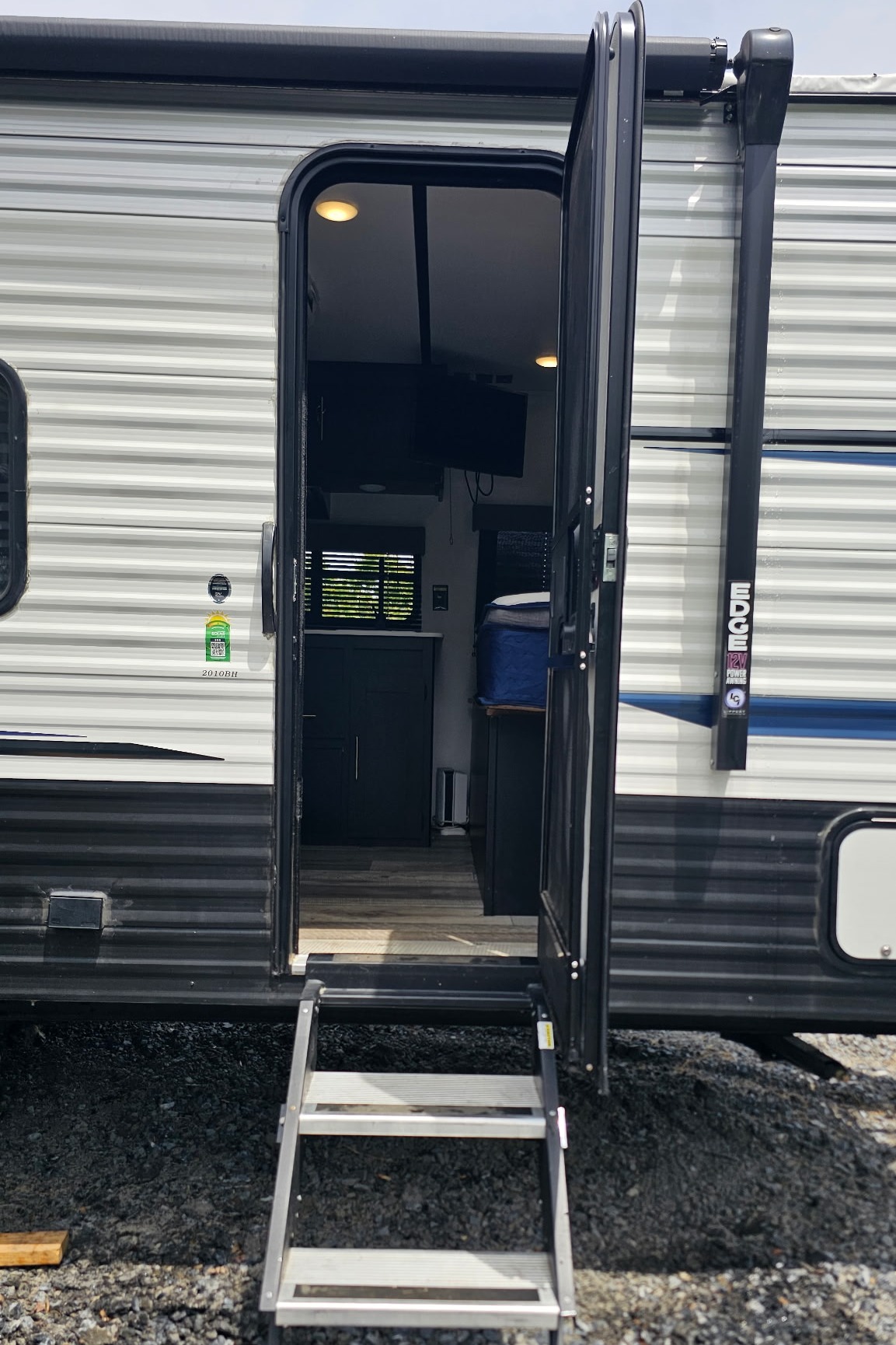 Danny's Keystone Springdale Travel Trailer