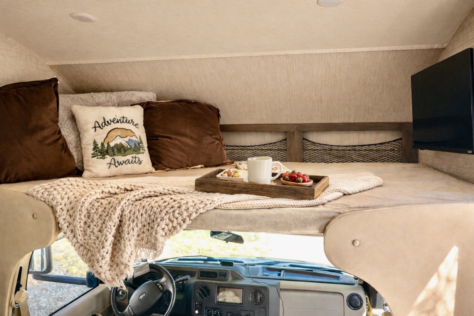 Shannon's Jayco Redhawk Class C