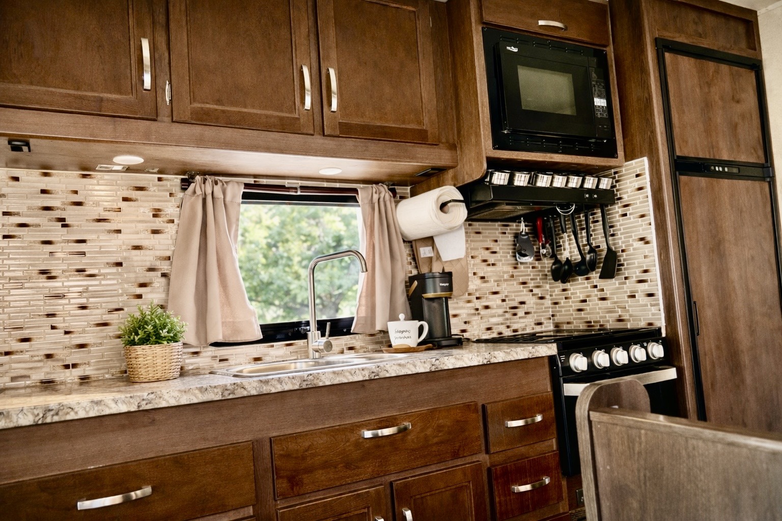 Shannon's Jayco Redhawk Class C