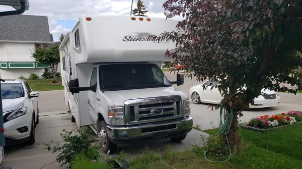 Ford E-450 Sunseekers 23'