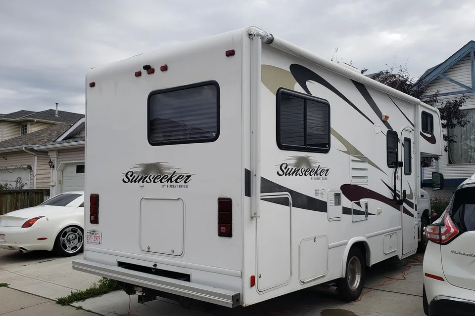 Ford E-450  Sunseekers 23'