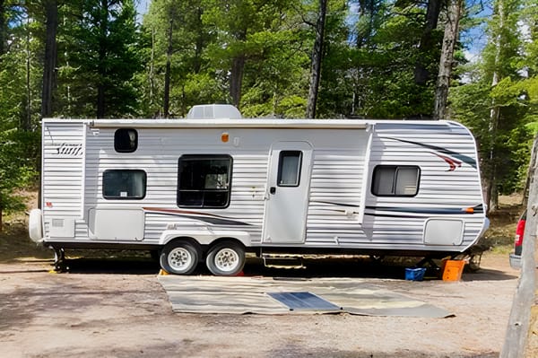 JT’s Comfy Family Friendly Travel Trailer