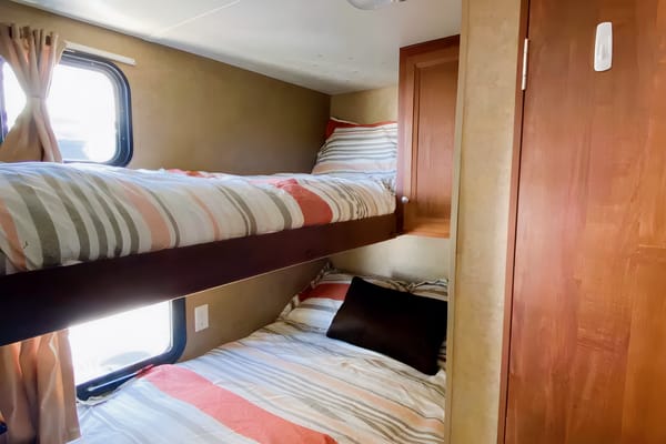 JT’s Comfy Family Friendly Travel Trailer