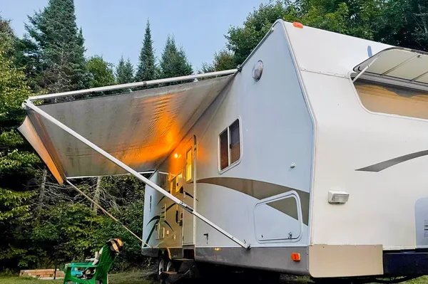 Shawn's Choose Your Adventure Package Trailer!!