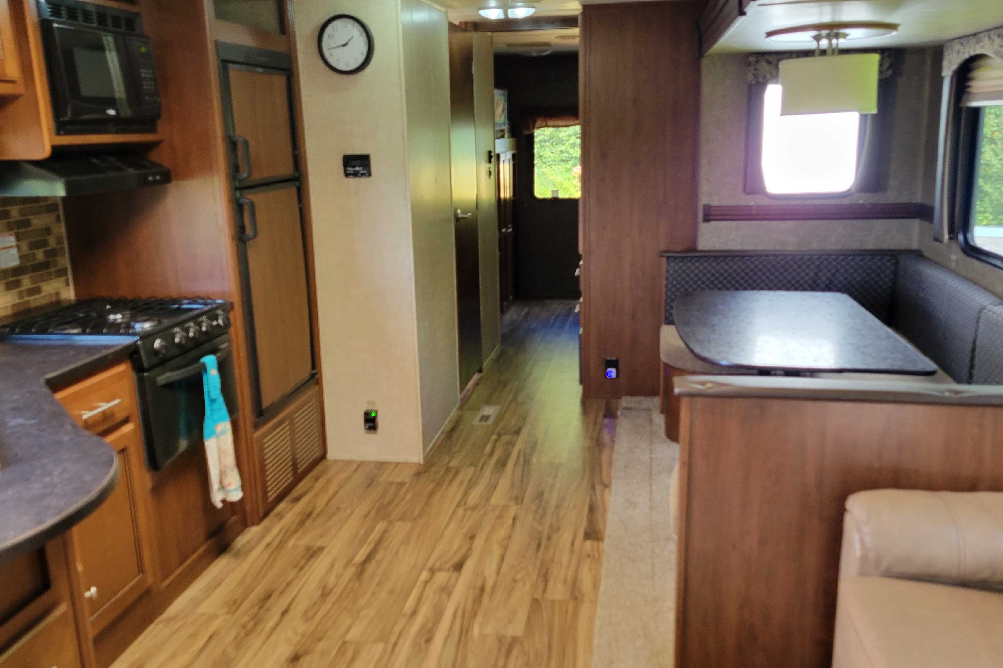 Michael 's Heartland Prowler 32BHS Travel Trailer