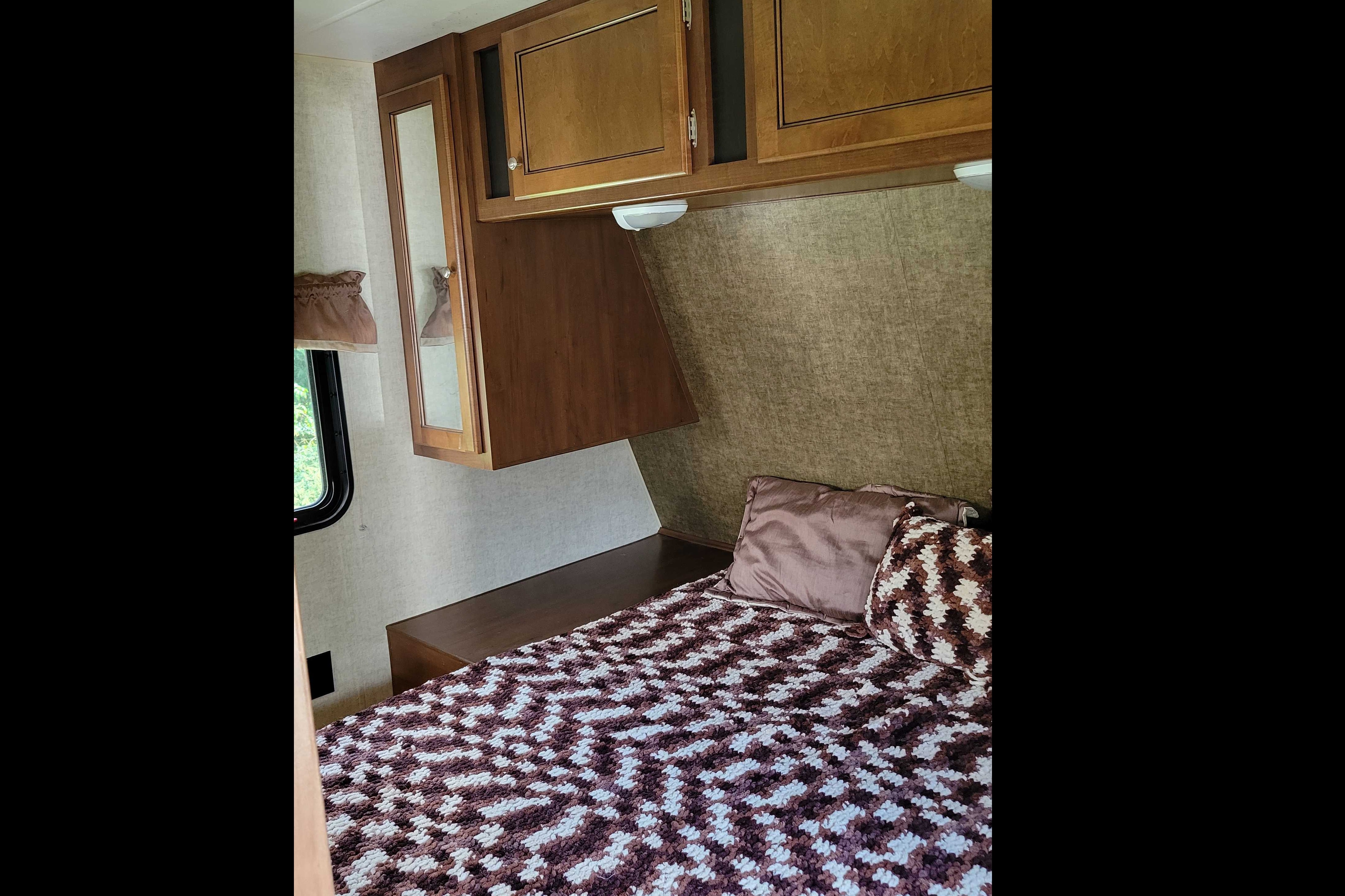 Michael 's Heartland Prowler 32BHS Travel Trailer