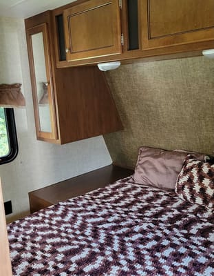 Michael 's Heartland Prowler 32BHS Travel Trailer