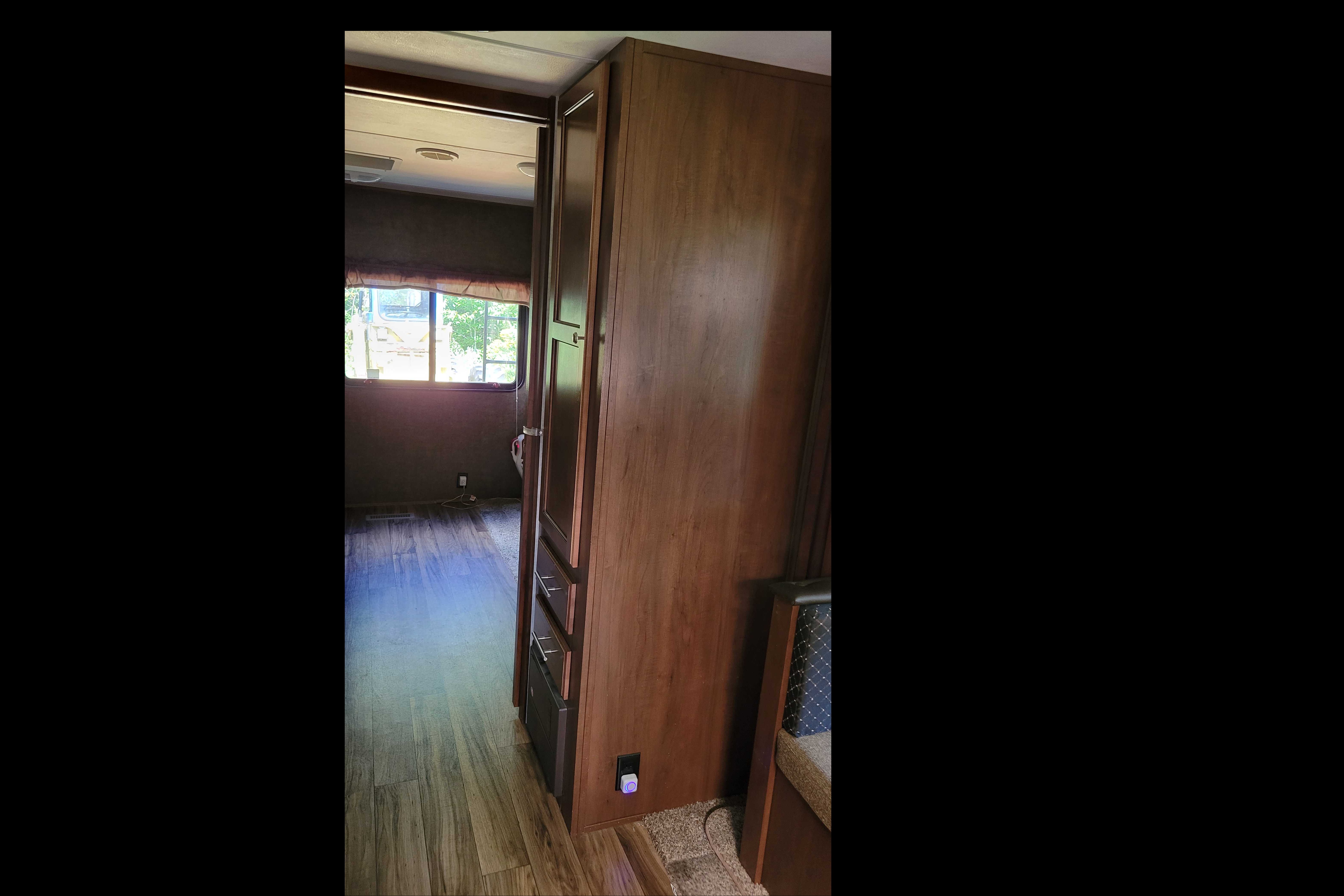 Michael 's Heartland Prowler 32BHS Travel Trailer
