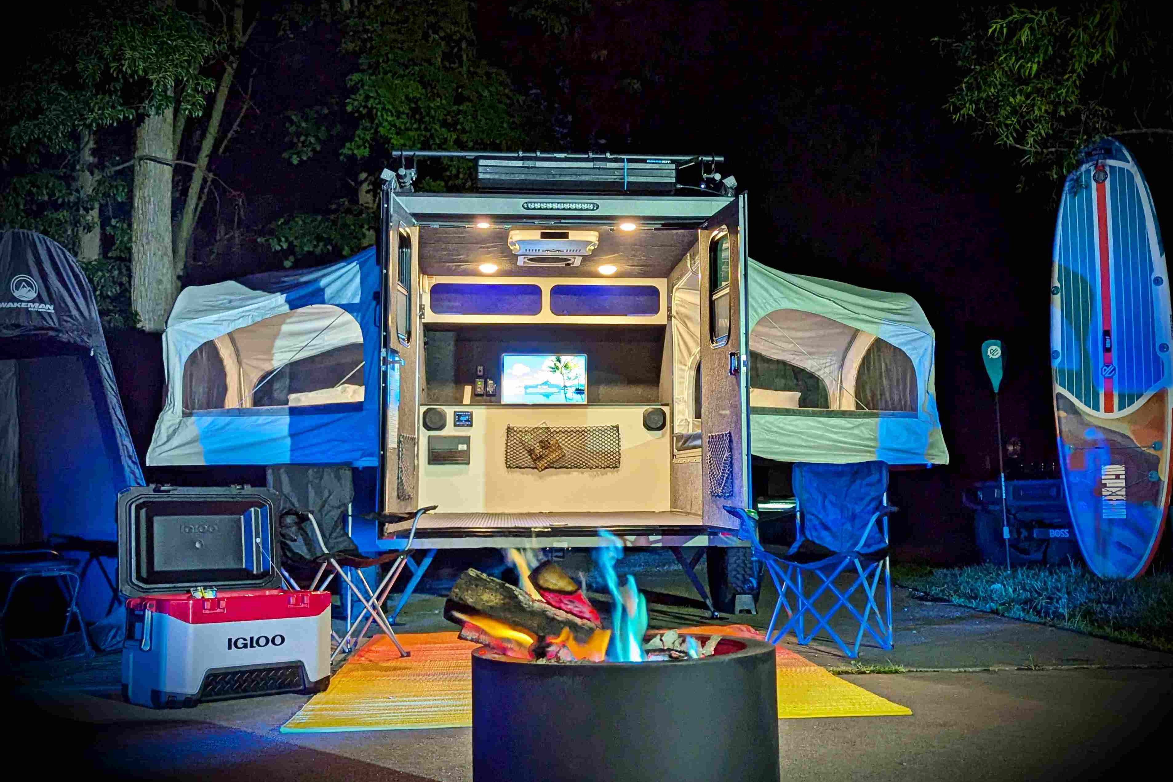 Min Toy Hauler Intech Flyer Explore Overland Trailer - Sleeps 4!