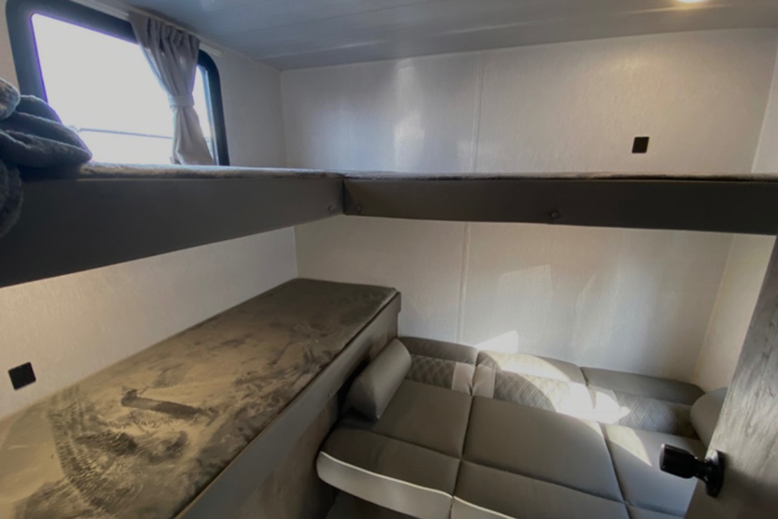 Family Fun Salem Cruiselite Travel Trailer
