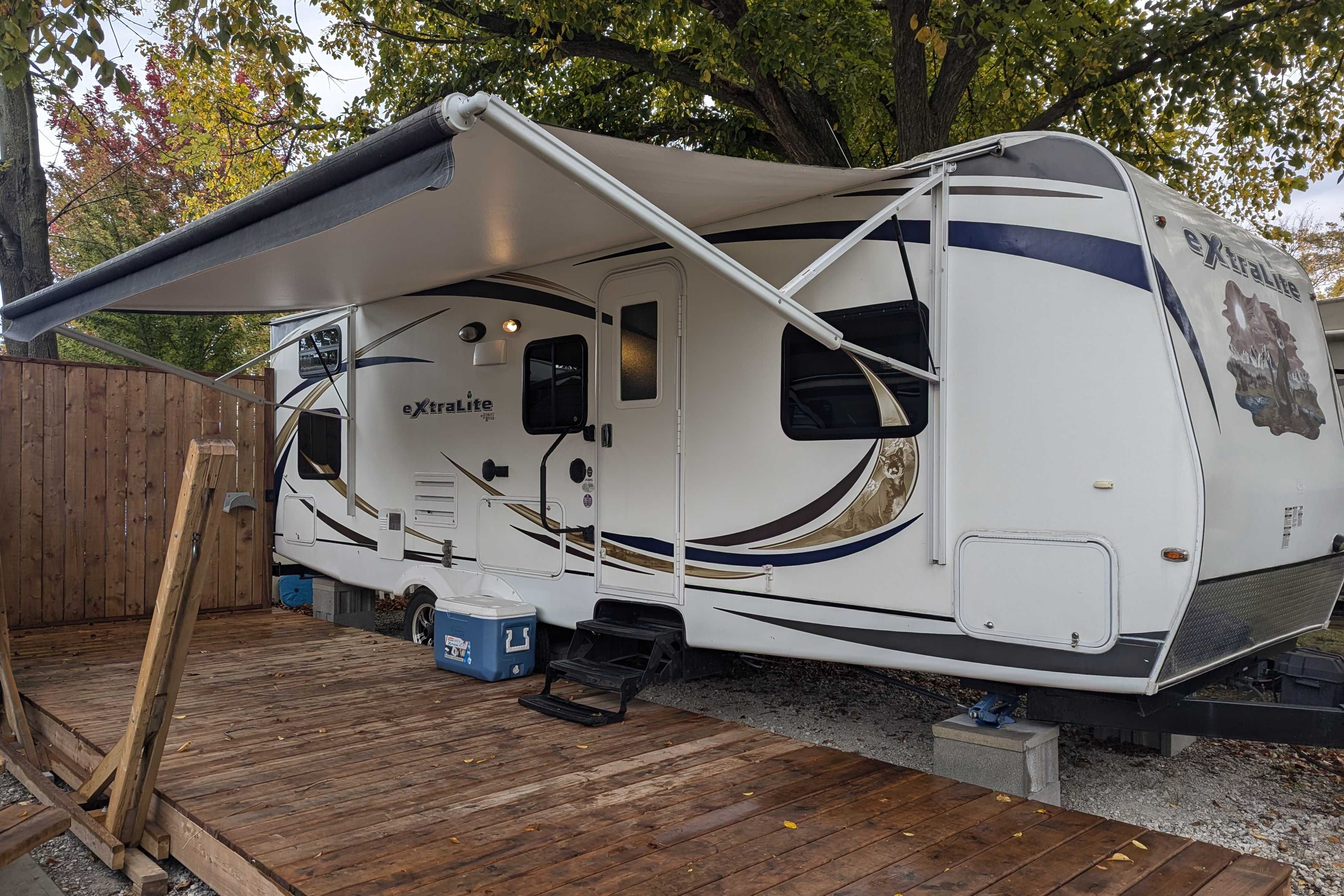 Pete's Forest River 26BHS Travel Trailer