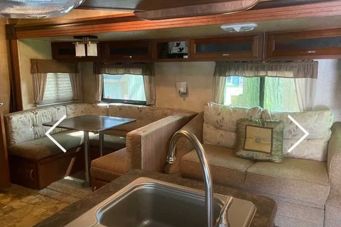 Pete's Forest River 26BHS Travel Trailer