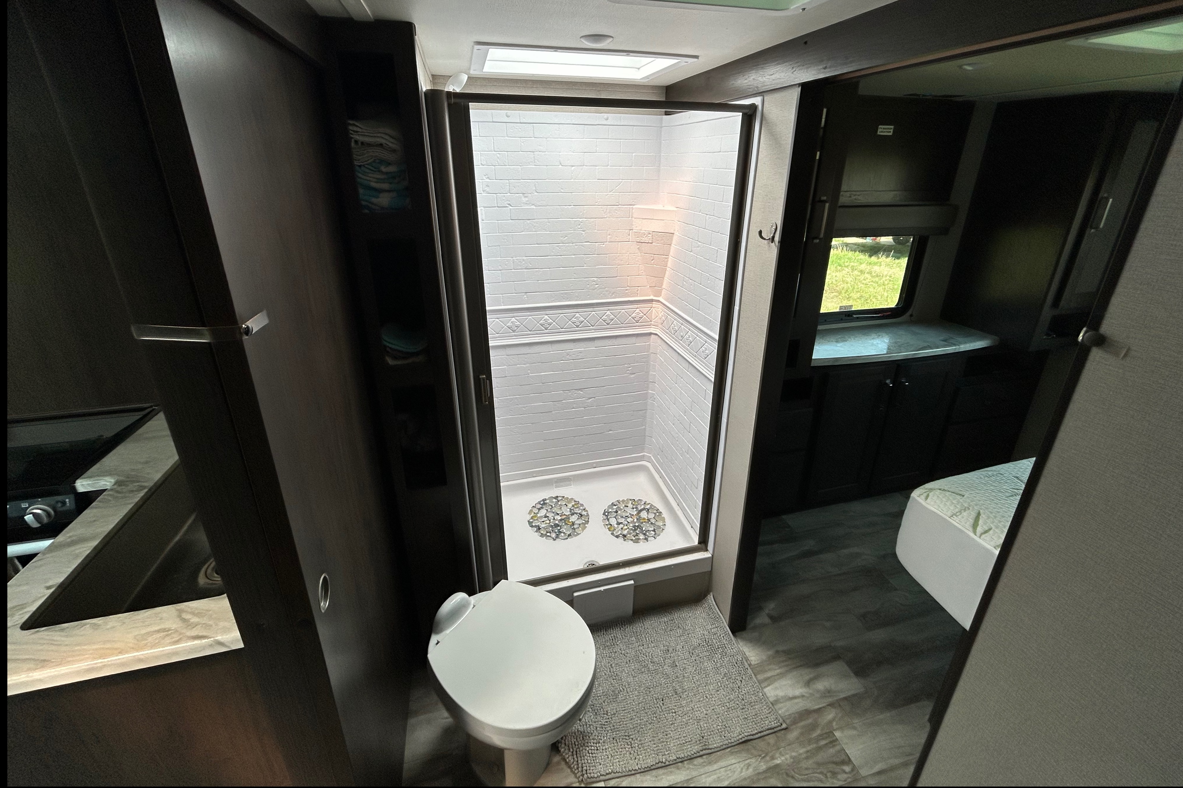 Grumpelt’s Transcend Xplor 251BH Trailer