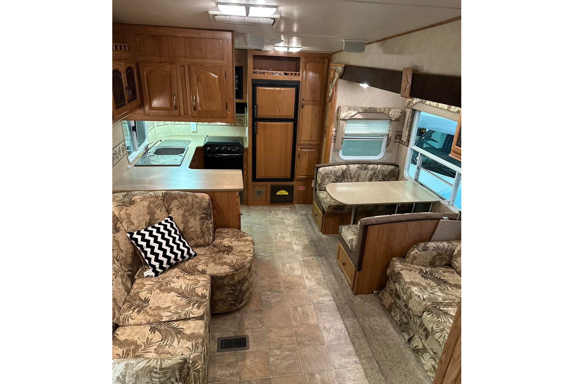 Tony's Forest River Sierra Fifth Wheel