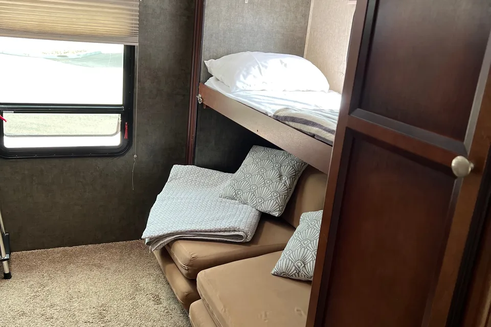 Heartland Mallard Bunkhouse