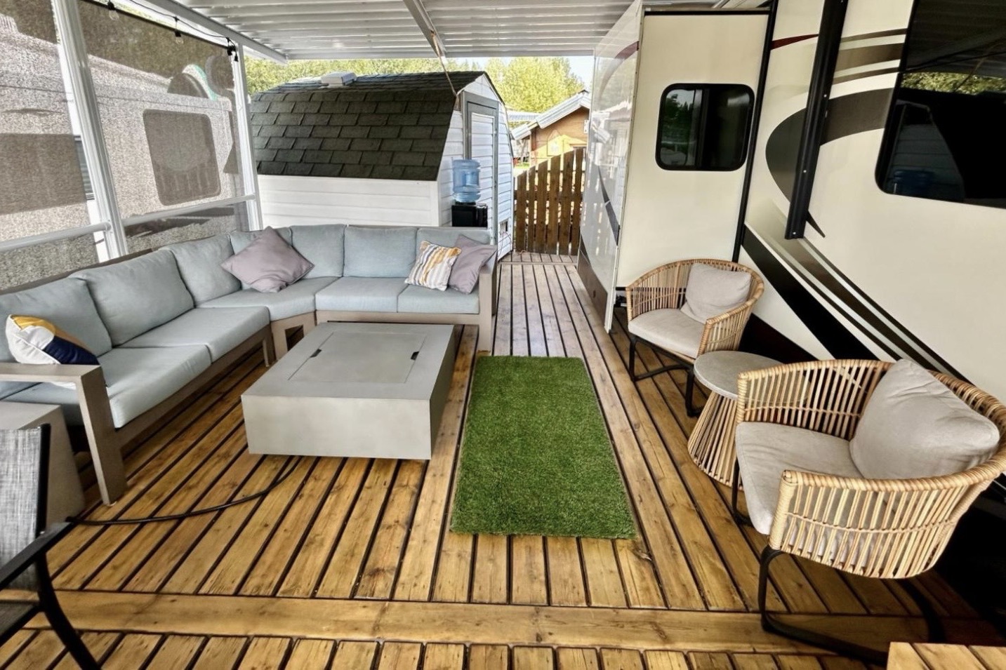 RV Cottage at Christina Lake Resort