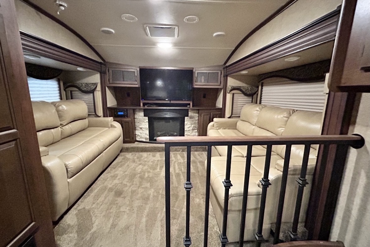 RV Cottage at Christina Lake Resort