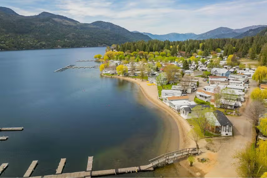 RV Cottage at Christina Lake Resort