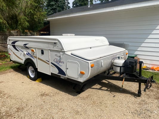 2012 Coachmen Clipper