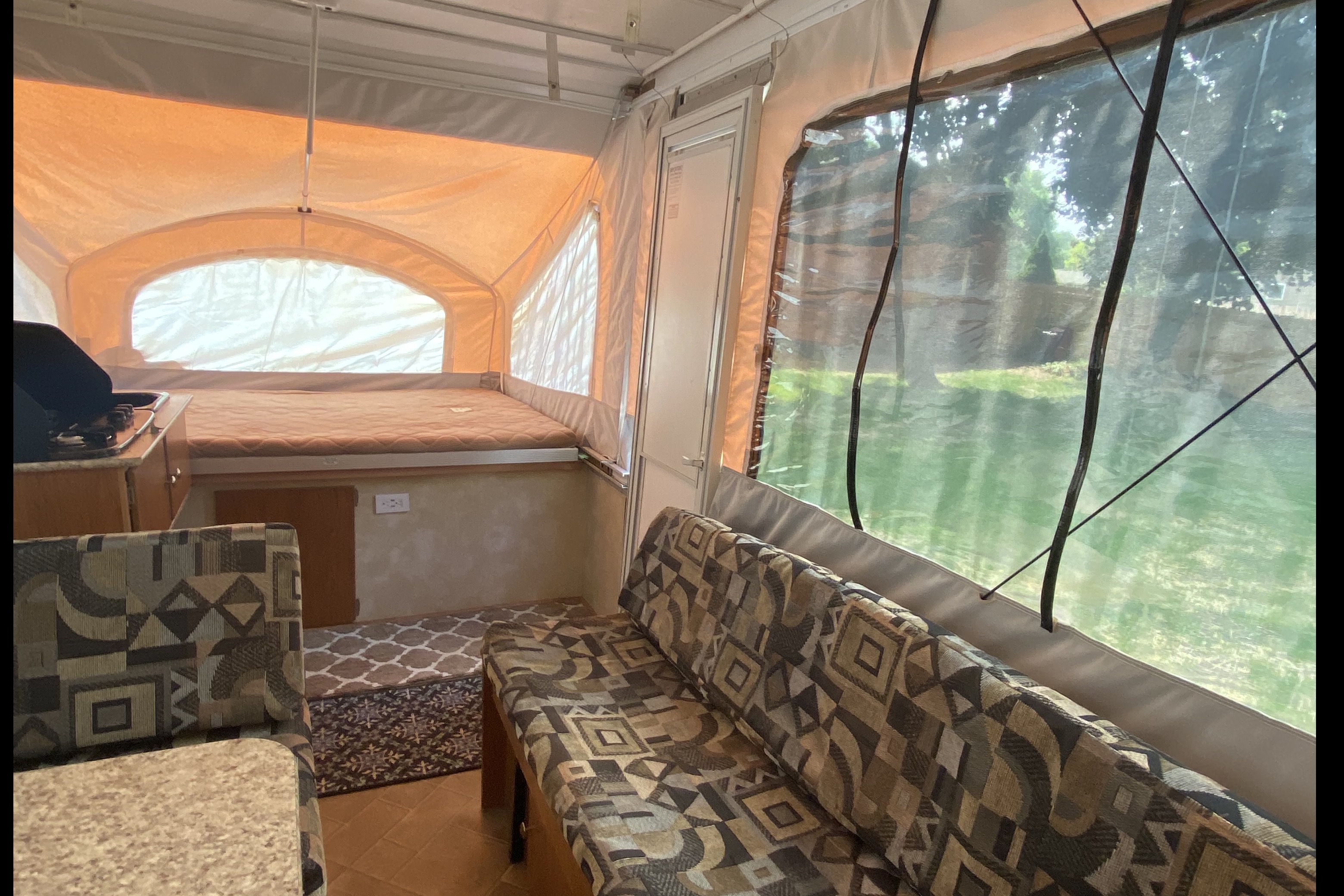 2012 Coachmen Clipper