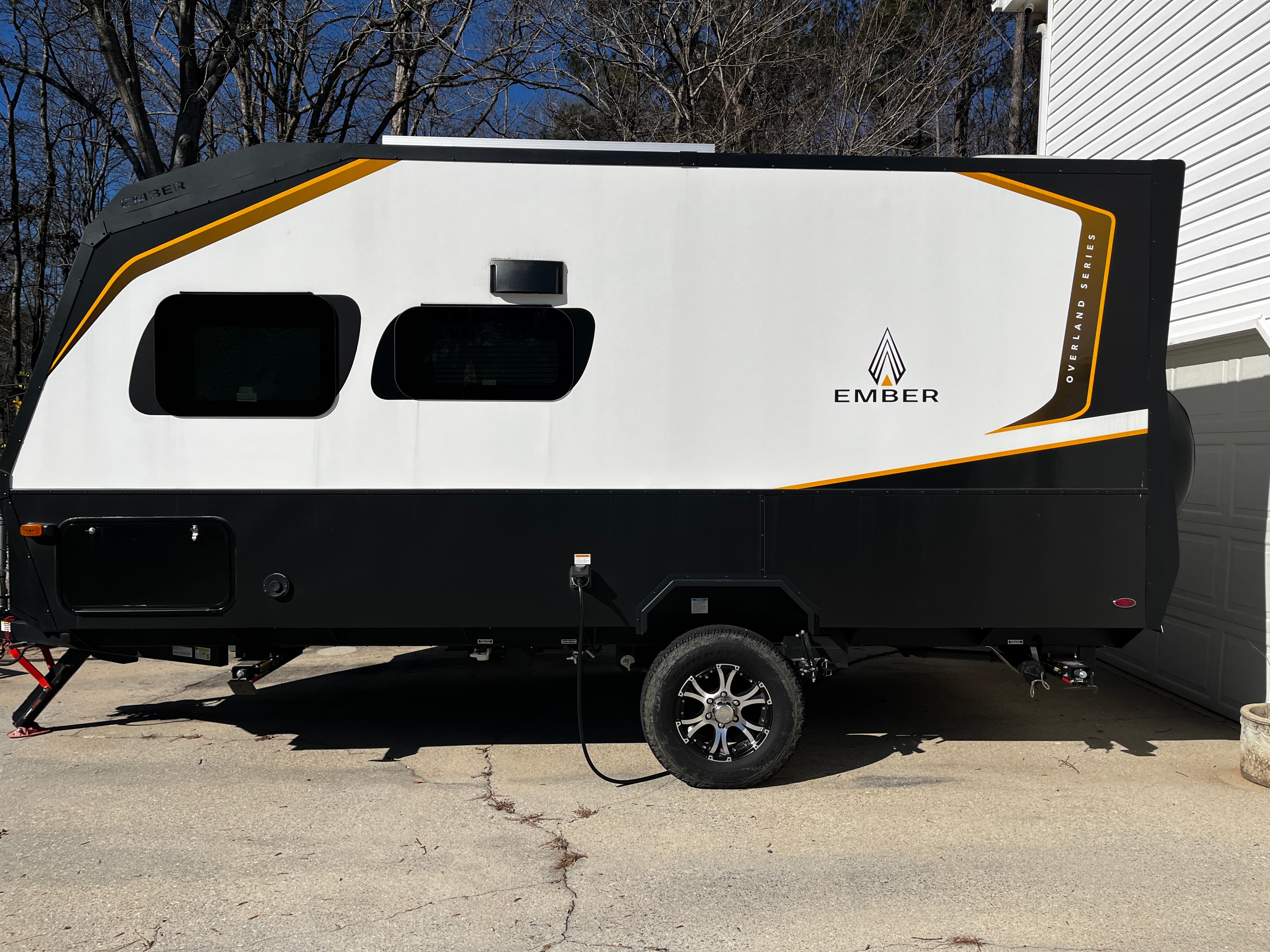 Ember Outlander Boondocker 170mrb Travel Trailer