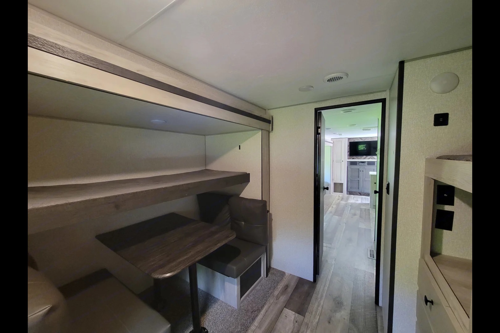 Spacious & Comfortable KZ Connect- Your perfect home on wheels!