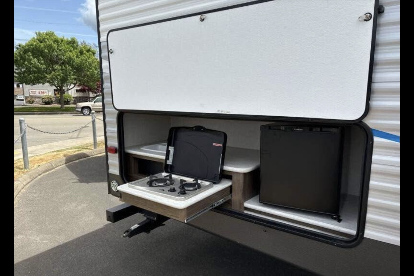 Shawna's Avenger 27DBS Travel Trailer