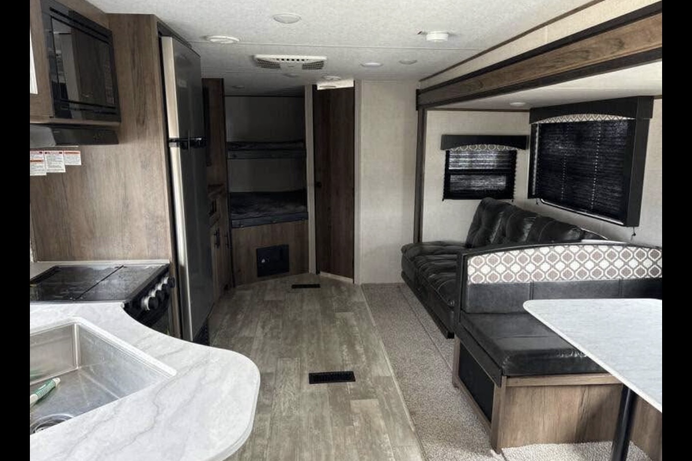 Shawna's Avenger 27DBS Travel Trailer