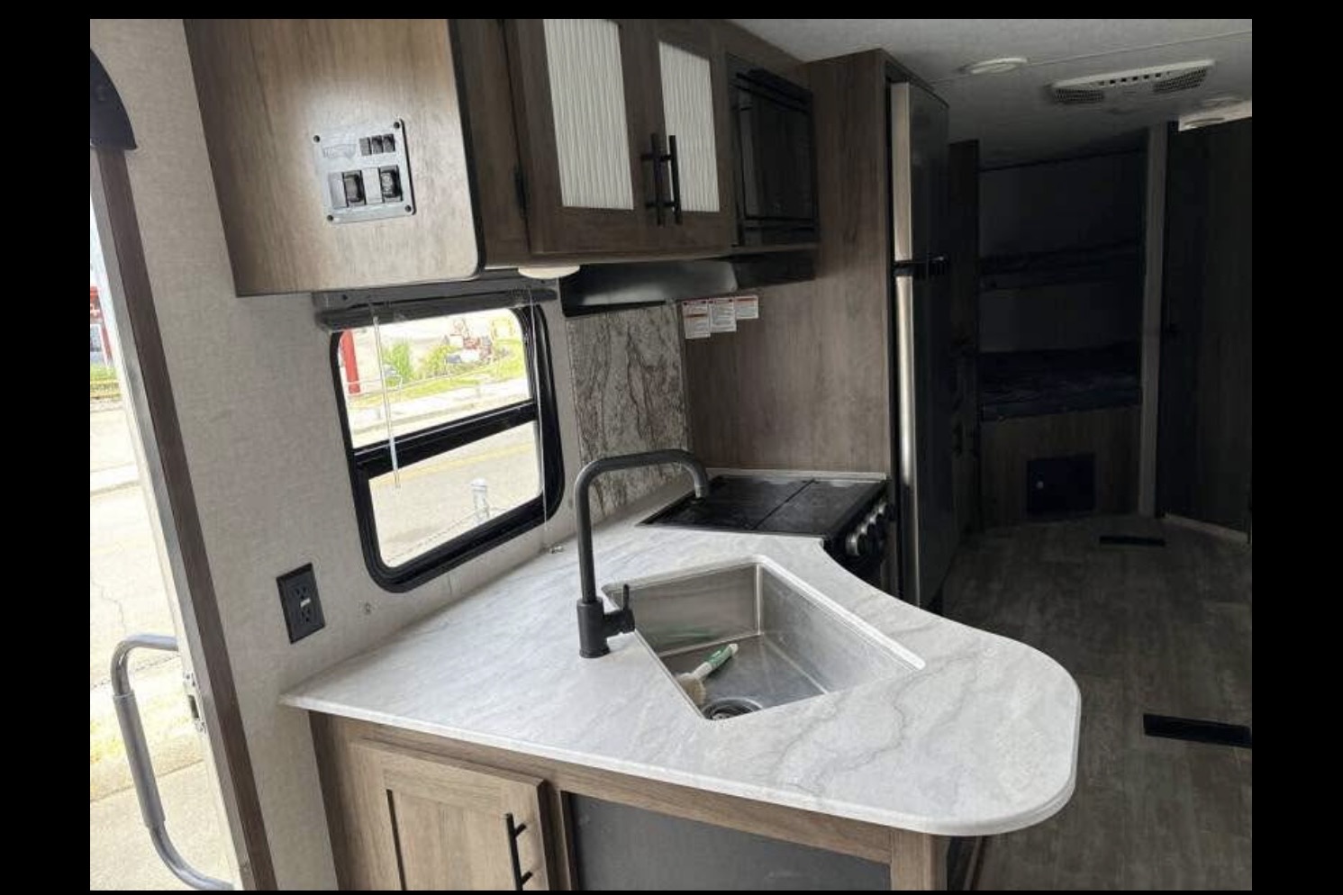 Shawna's Avenger 27DBS Travel Trailer