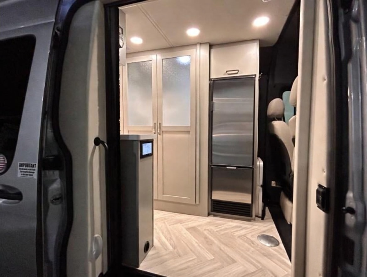 2025 Coachmen Galleria 24FL – Modern Luxury & Adventure-Ready