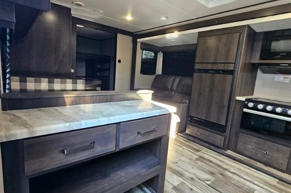 Say hello to "Courage"! Our 23 Grand Design Transcend XPLOR 297QB! Located near Table Rock Lake, Branson Missouri & Lake Of The Ozarks