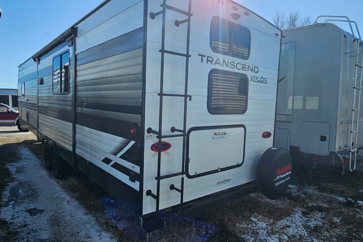 Say hello to "Courage"! Our 23 Grand Design Transcend XPLOR 297QB! Located near Table Rock Lake, Branson Missouri & Lake Of The Ozarks
