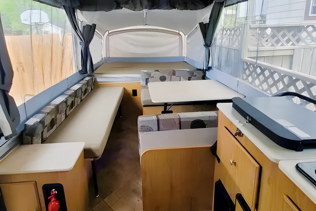 2010 Coleman Cheyenne Tent Trailer