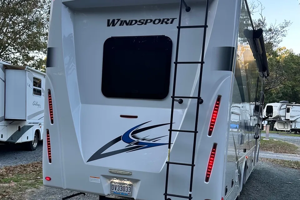 Road Birds Windsport