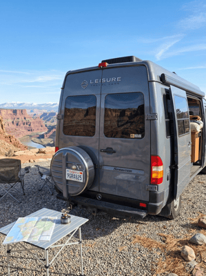 Leisure Travel Vans Free Spirit - Mercedes Sprinter - 23mpg