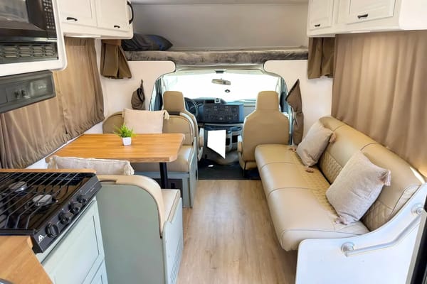 (#5) Las Vegas RV Rental – Class C, Sleeps 8 | Burning Man, Festival