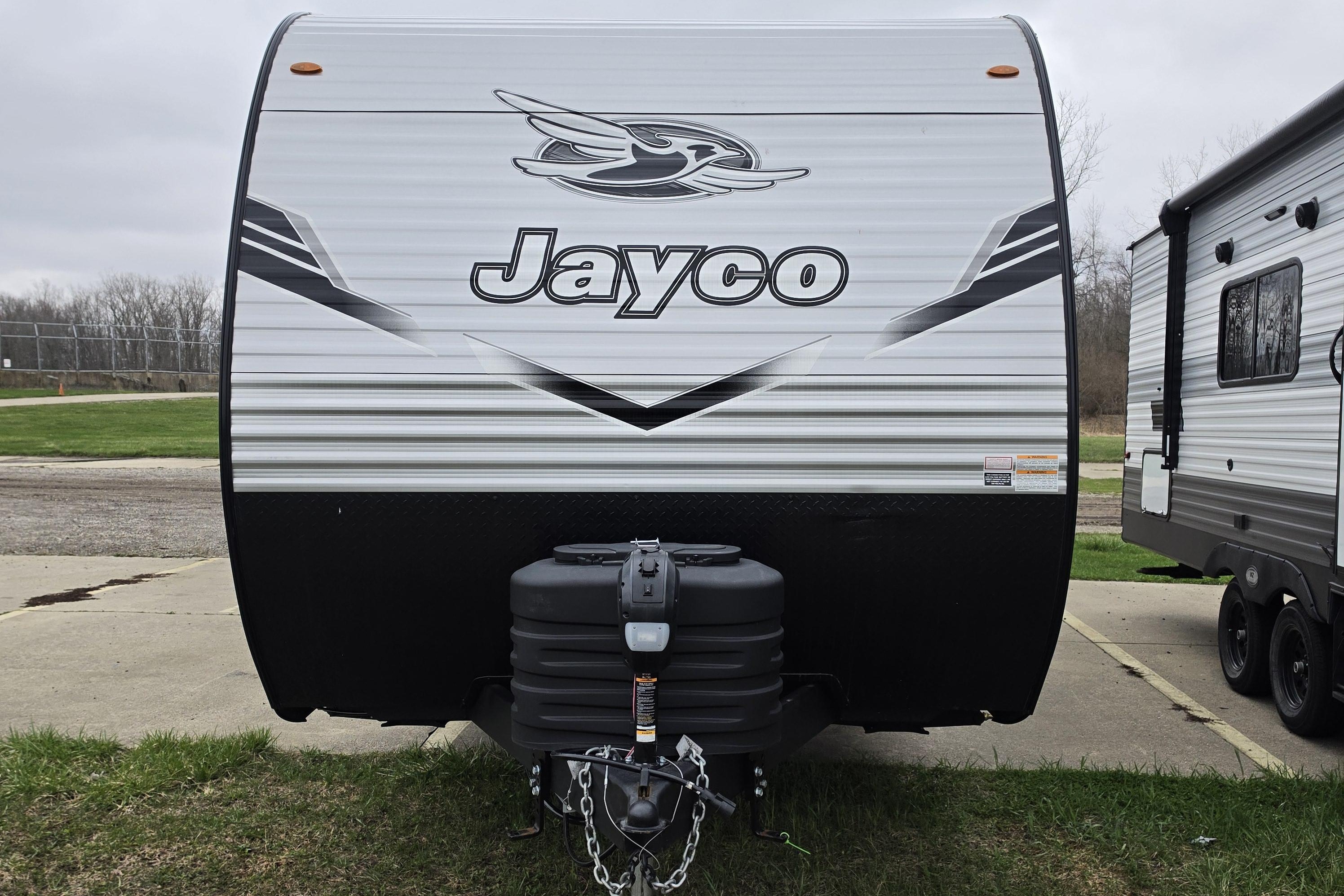 "High Flyer" 2025 Jayco Jay Flight SLX 32' 263BHS Bunkhouse