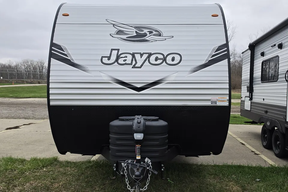 "High Flyer" 2025 Jayco Jay Flight SLX 32' 263BHS Bunkhouse